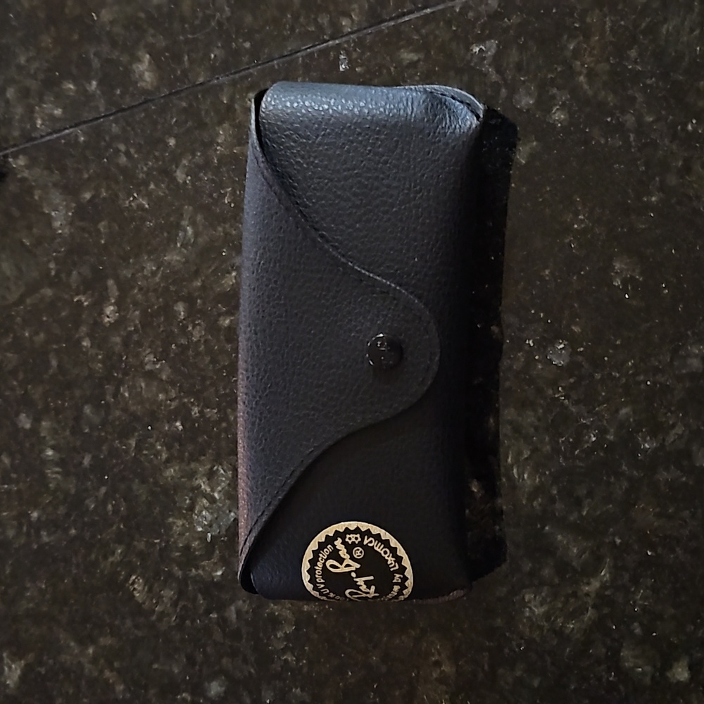 Ray ban sunglass case new without tag